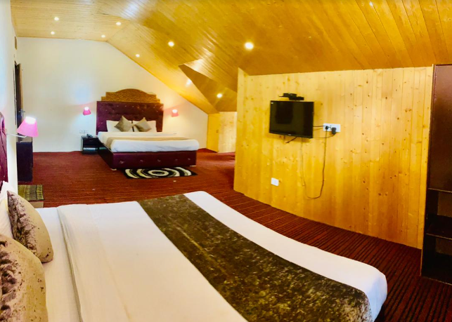 Hotel Hadimba Palace Manali  Siyal | Luxury Suit Room